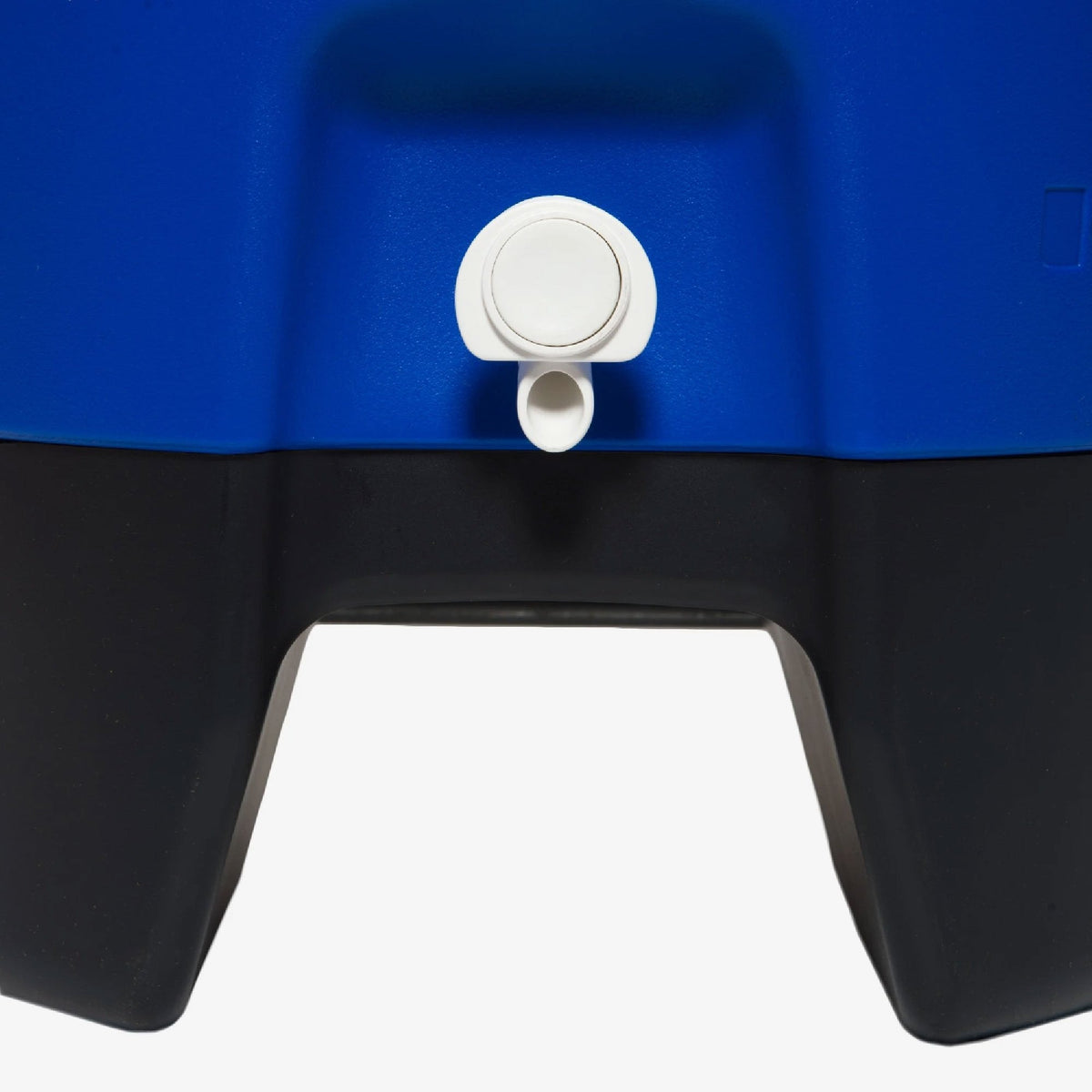 sport-5-gallon-roller-water-jug-b0 42115-sport-5-gallon-roller-water-jug-majestic-blue-detail.jpg